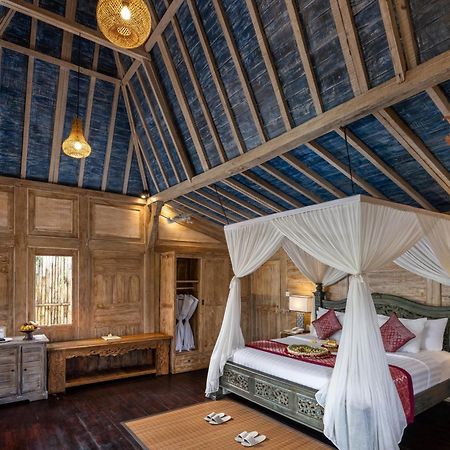 Wooden Ganeca Villas By Pramana Villas Убуд Экстерьер фото