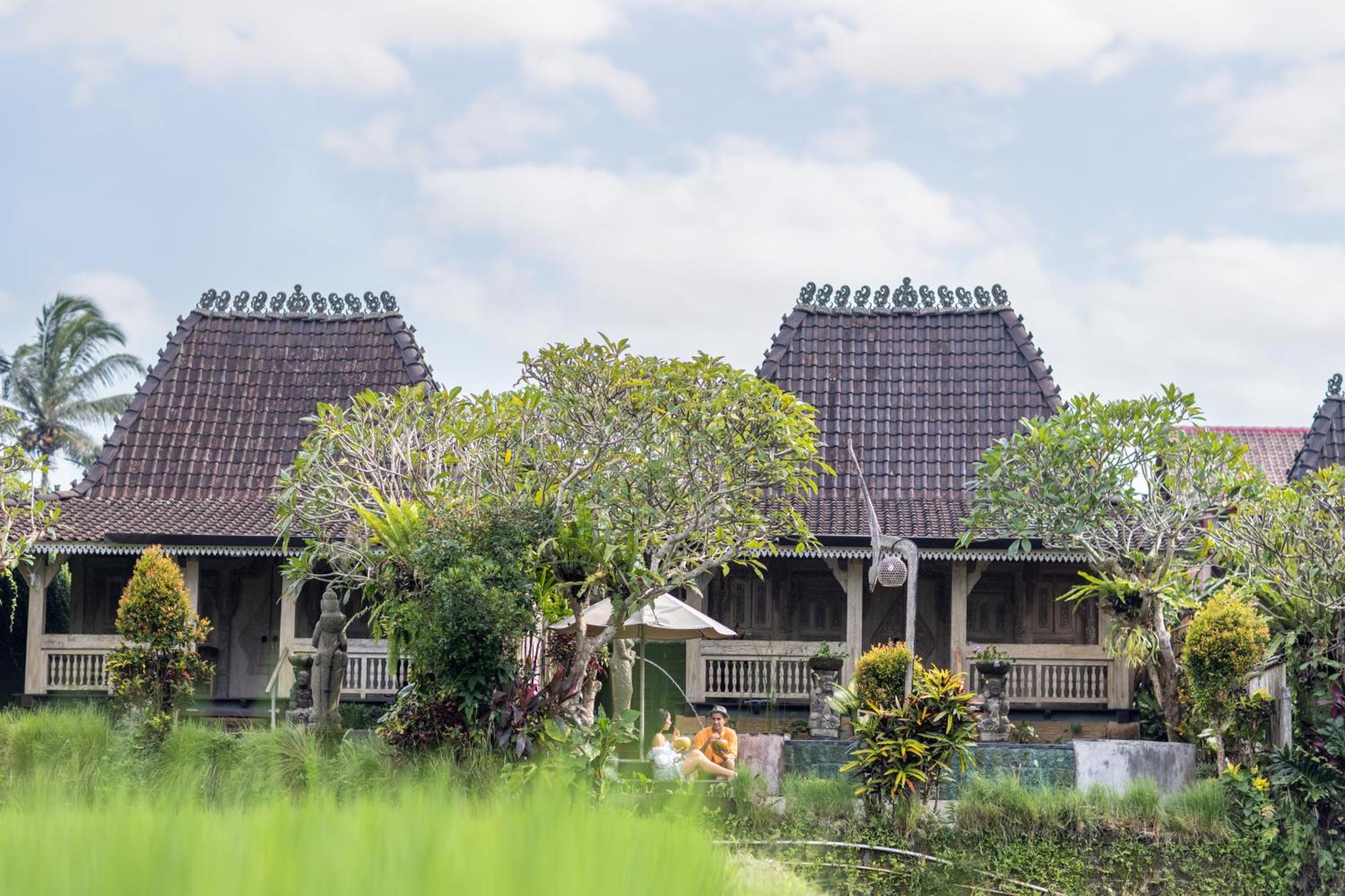 Wooden Ganeca Villas By Pramana Villas Убуд Экстерьер фото